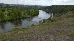 neckar-fussgaebngerhaengebruecke